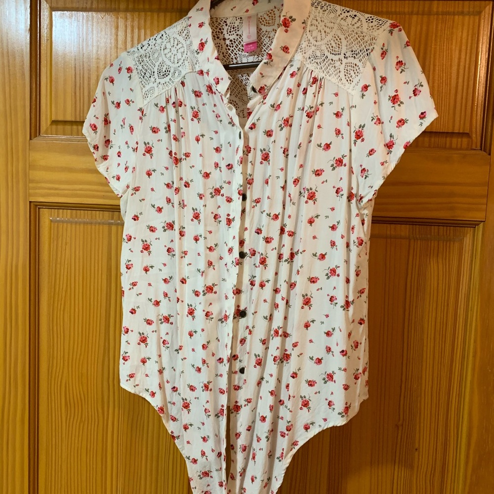 Flower button down